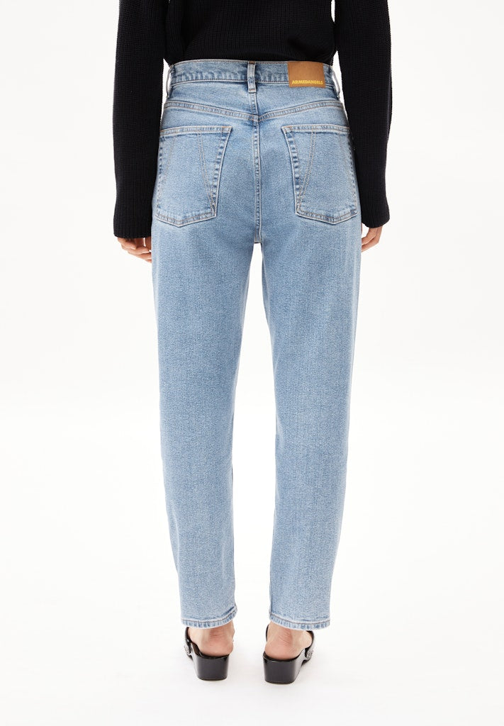 AAMAIRAA Mom Jeans