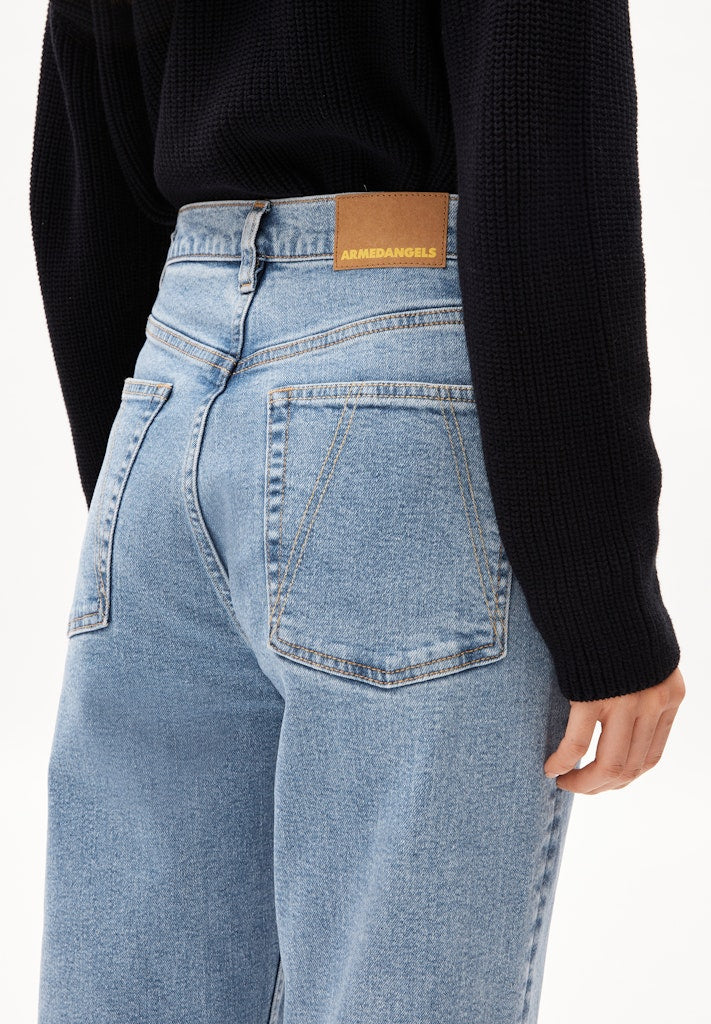 AAMAIRAA Mom Jeans