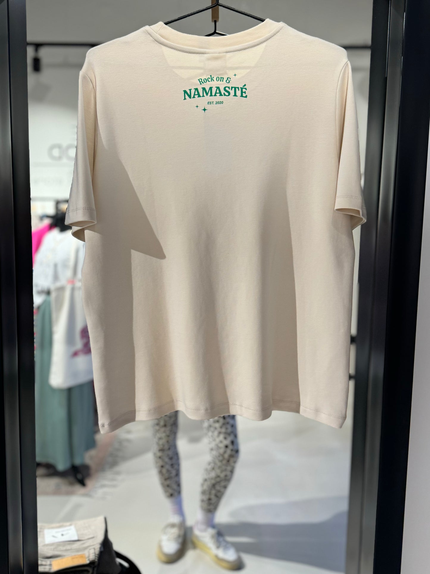 UNIVERSE Shirt Cream
