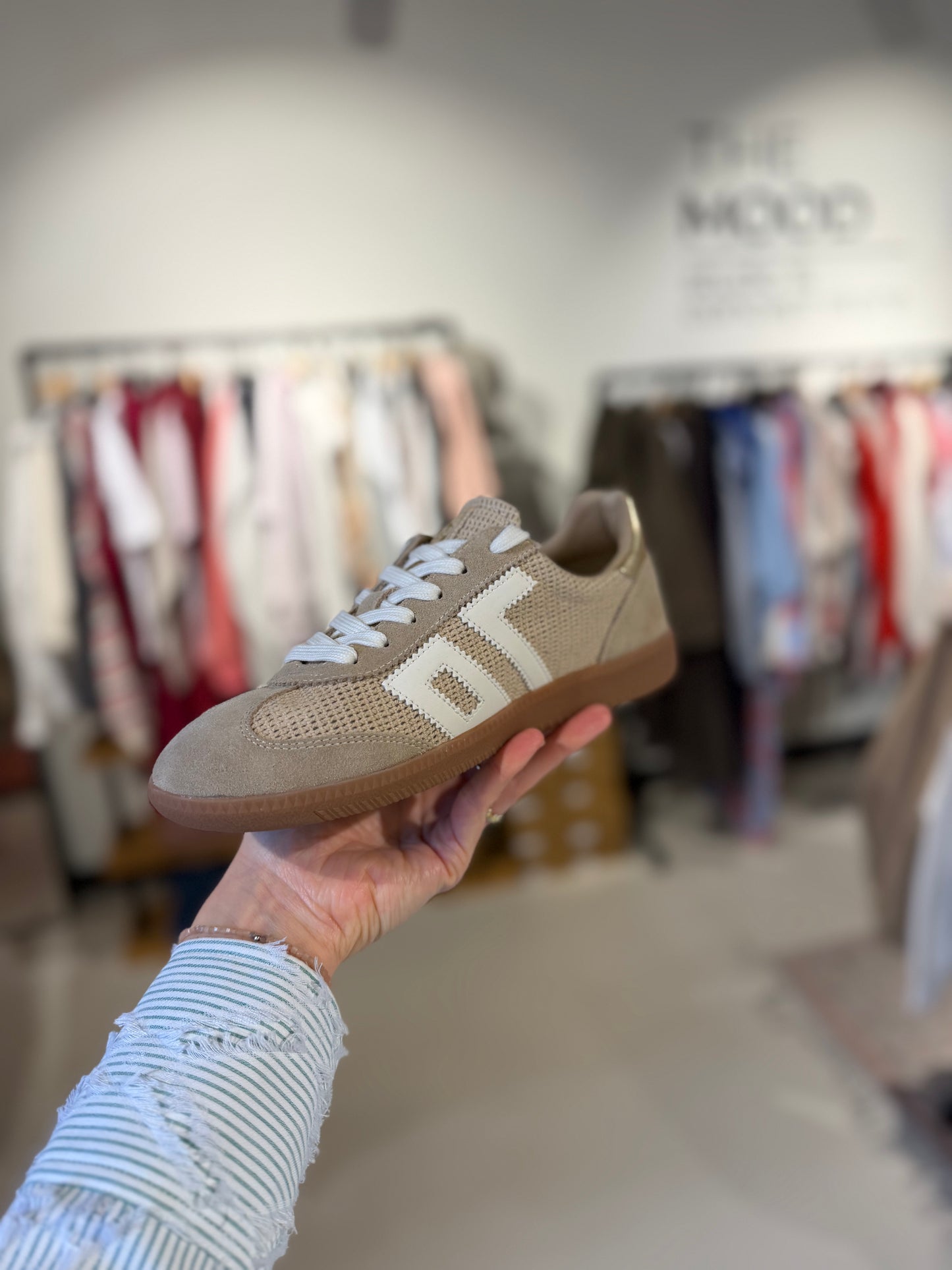 BACK70GHOST IUTA Beige