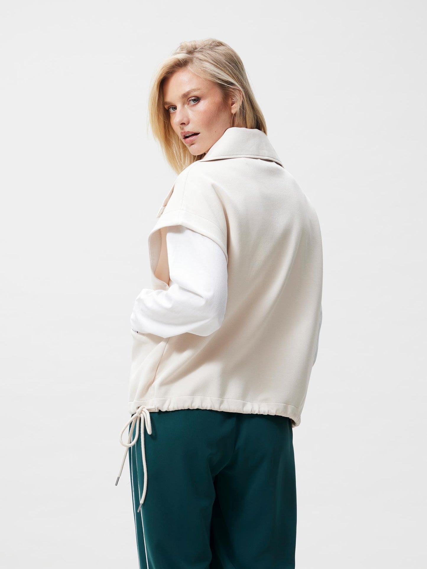 CWJBODYWARMER Cement