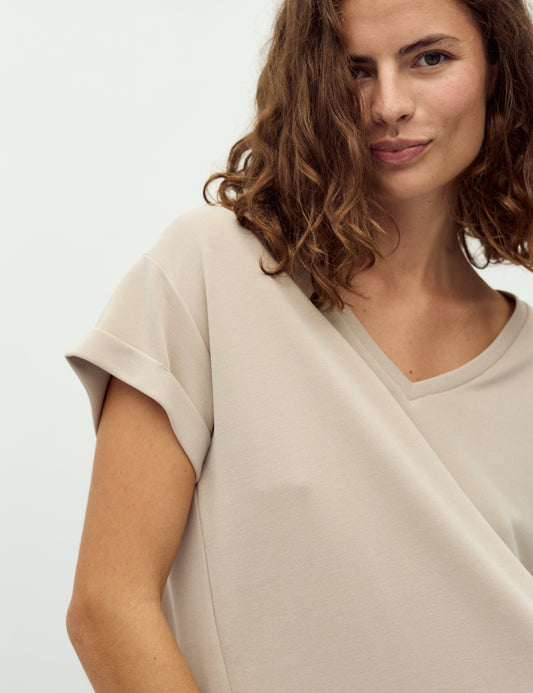 MBYMAMANA V-Shirt (verschiedene Farben)