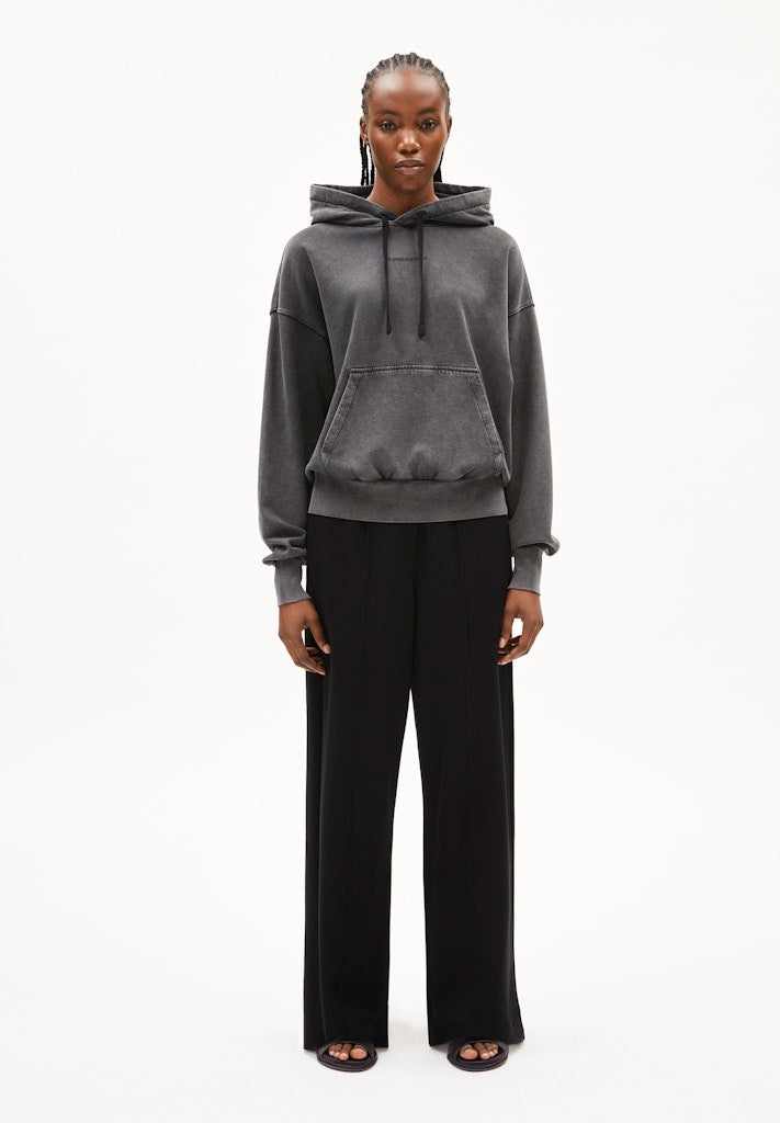 AAFRANCISARAA Sweathoodie black