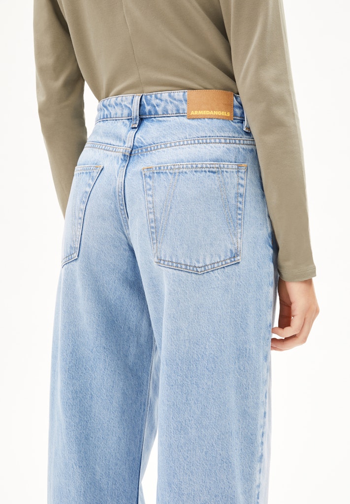 AAASTRAEAAS Mid Maist Jeans