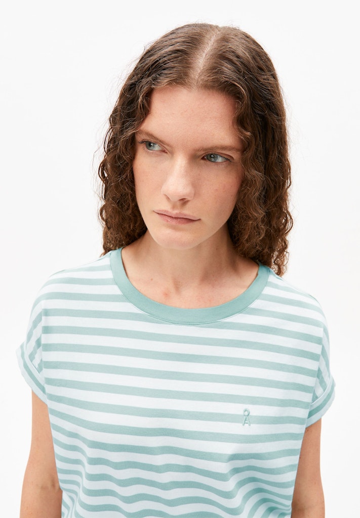 AAIDAARA Stripe T-Shirt