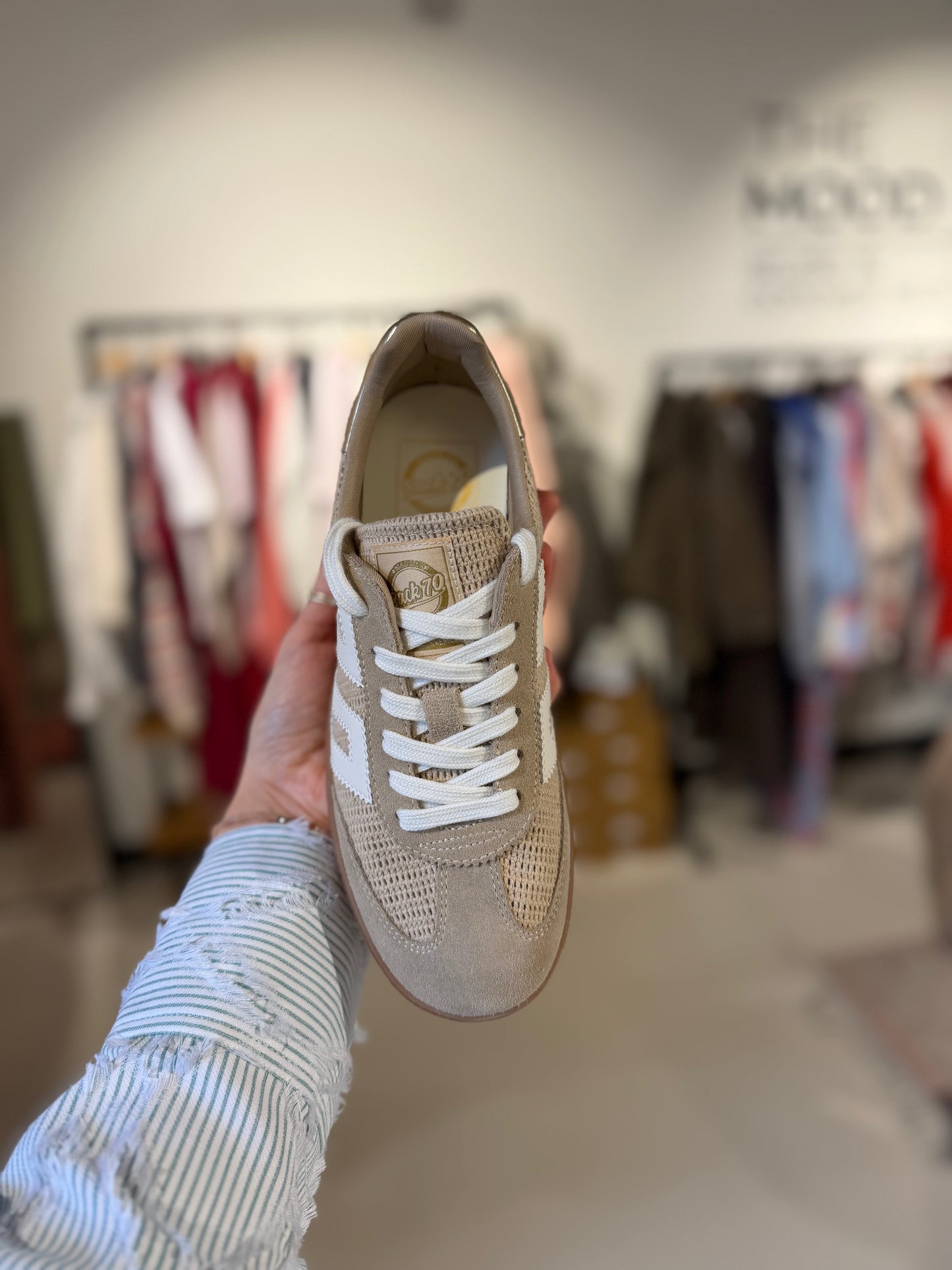 BACK70GHOST IUTA Beige