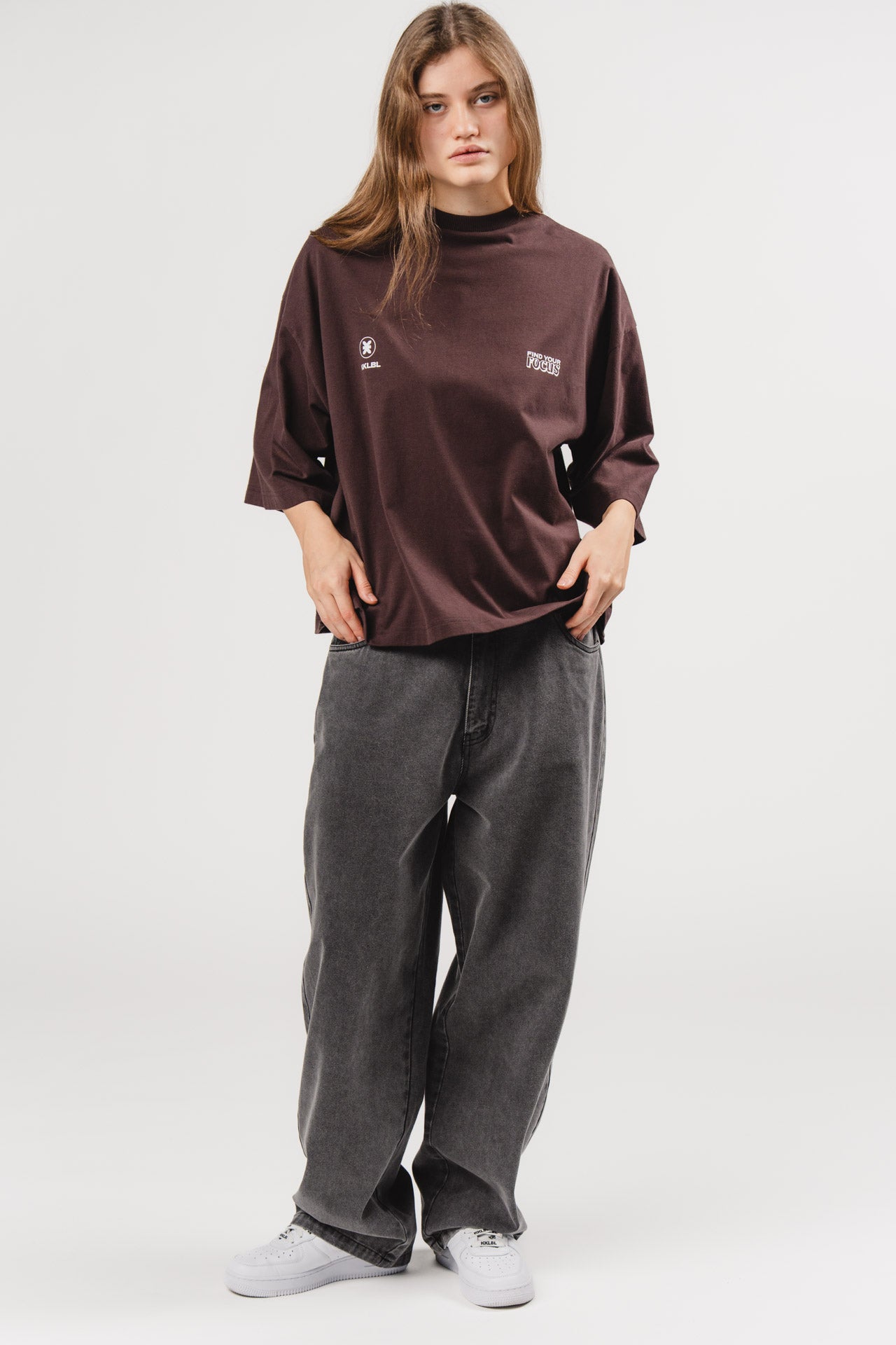 KKLBLSHIRT Cropped Brown