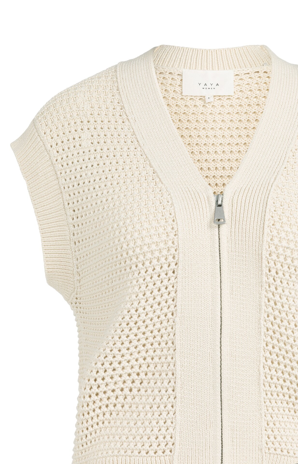 YAYASLEEVELESS Mesh Cardigan