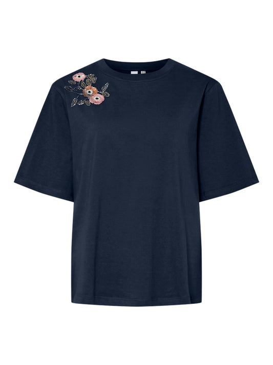 YASSANNIA Boxy Tee (verschiedene Farben)