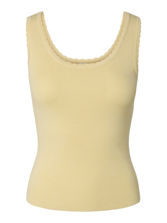 YASLENA Knit Top (verschiedene Farben)